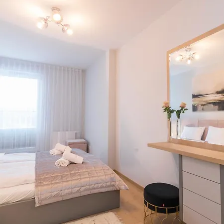 Apartment Ksiezycowy Z Garazem *